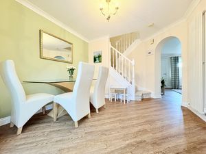 Photo 7- click for photo gallery